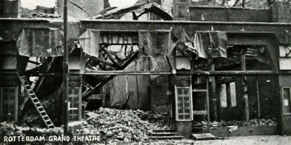 Grand Theater Rotterdam na bombardement 14 mei 1940